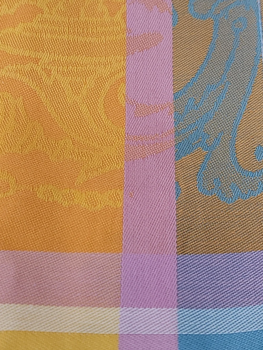 Williams Sonoma Citrus Jacquard Table Runner Yellow 18.5x108 NWT Summer